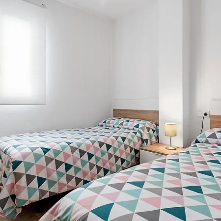 Piso Luminoso Y Muy Tranquilo *