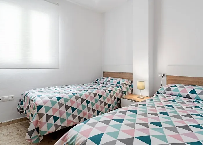 Piso Luminoso Y Muy Tranquilo *